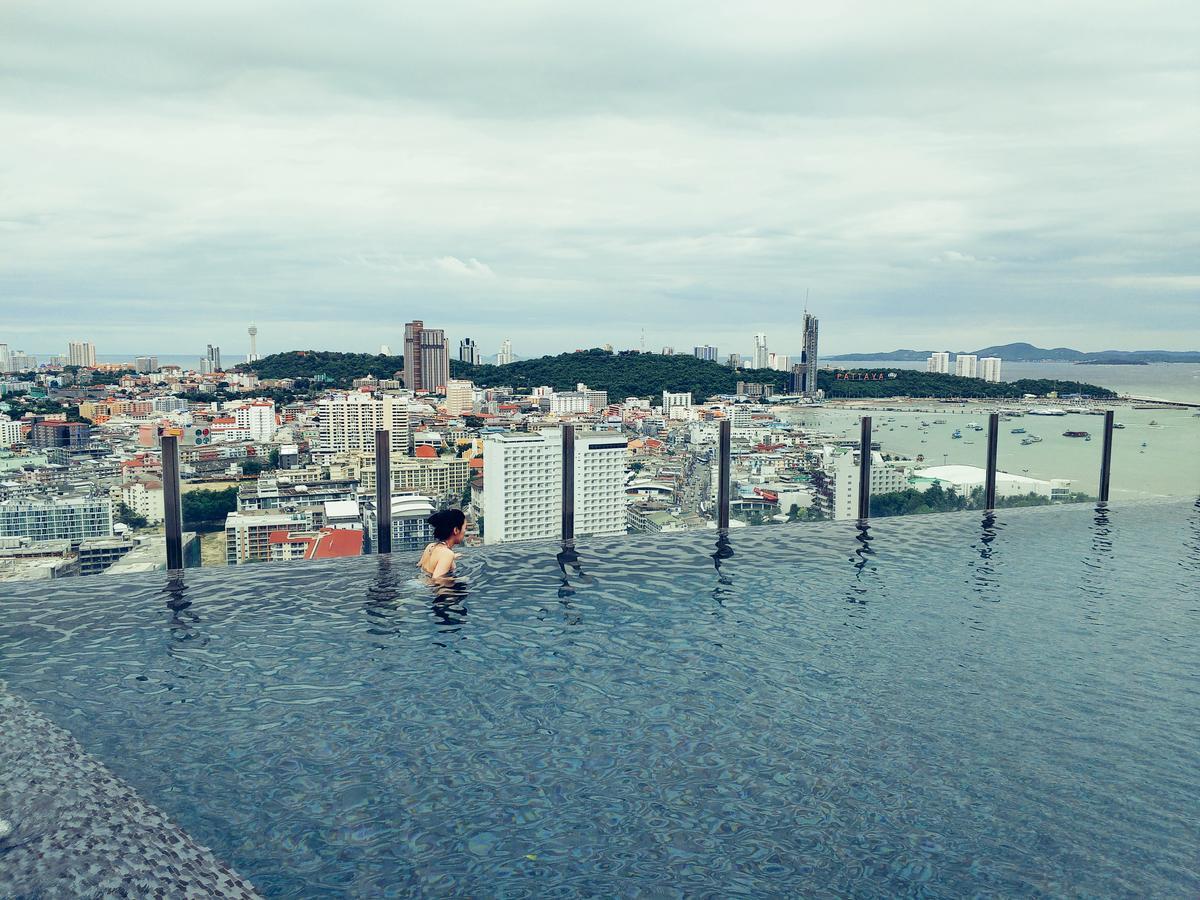 The Base Pattaya 芭提雅基地公寓 Dış mekan fotoğraf