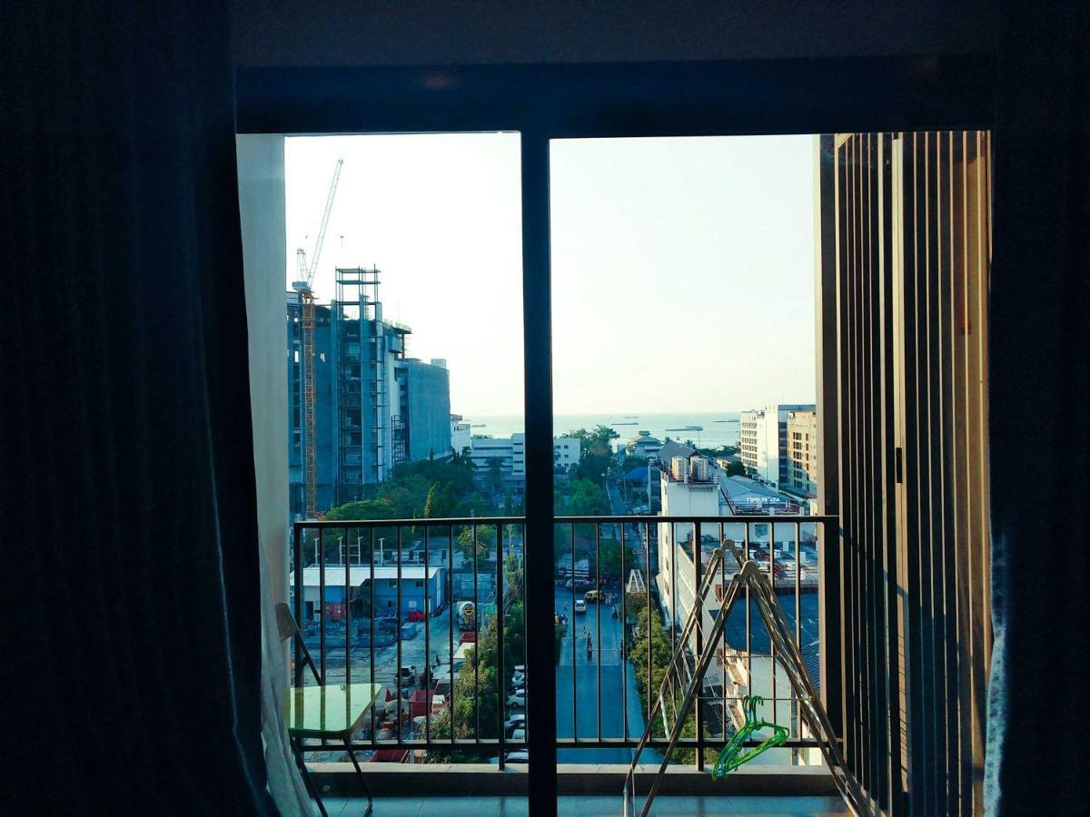 The Base Pattaya 芭提雅基地公寓 Dış mekan fotoğraf